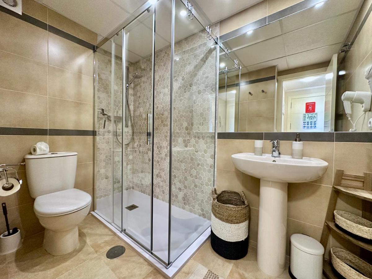 Clubrent - Esmeralda Suites 21º Piso Кальпе Экстерьер фото